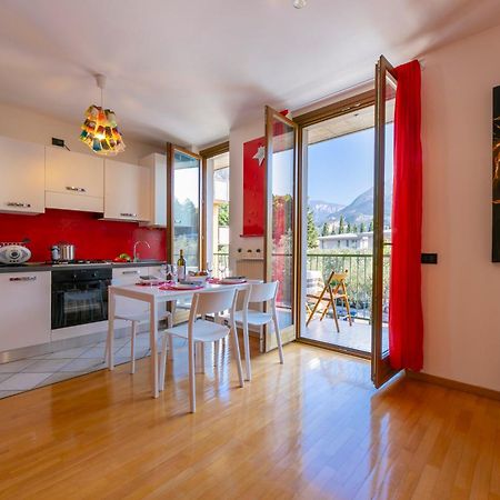 Claz House - Happy Rentals Riva del Garda Bagian luar foto