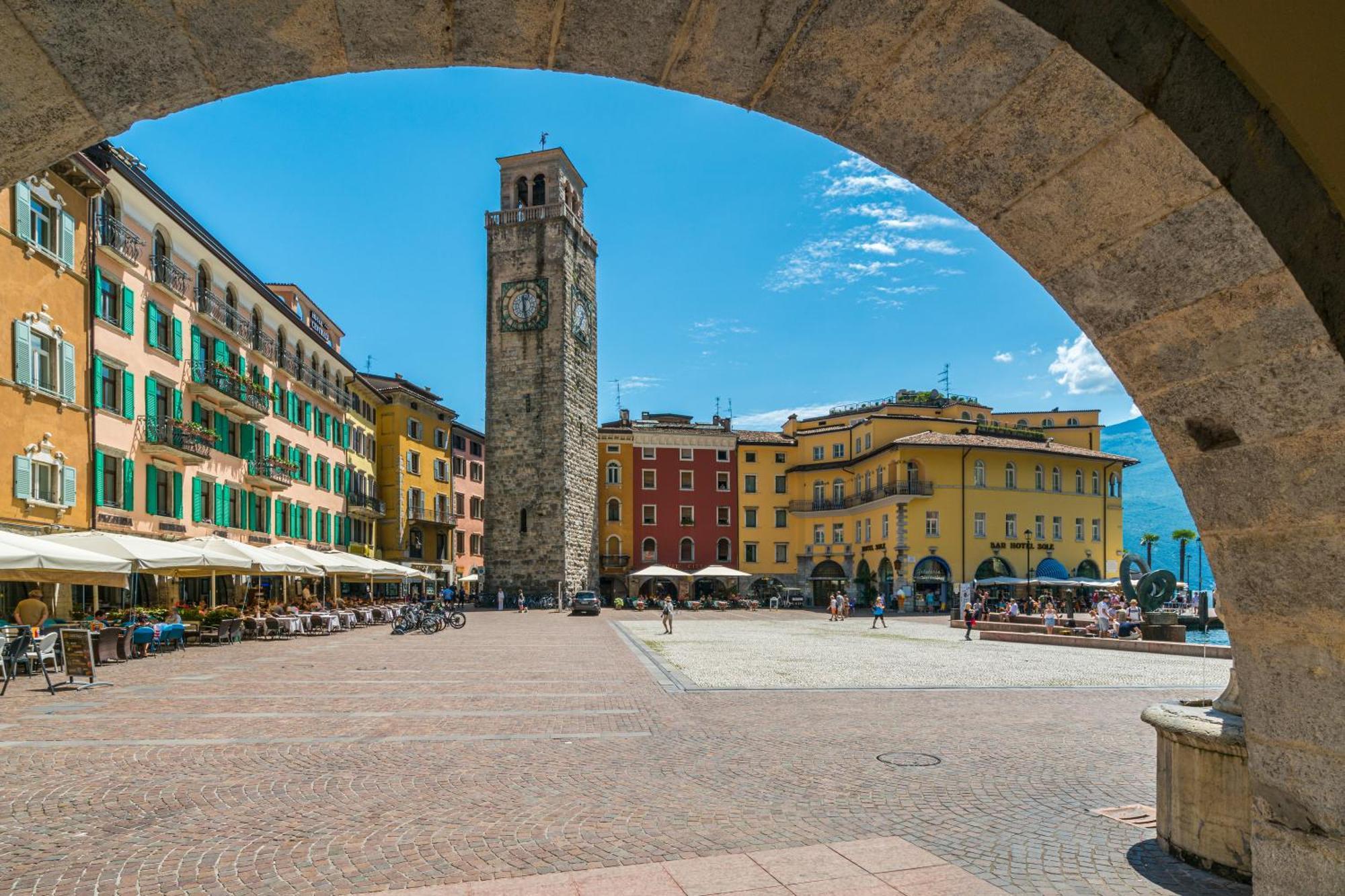 Claz House - Happy Rentals Riva del Garda Bagian luar foto
